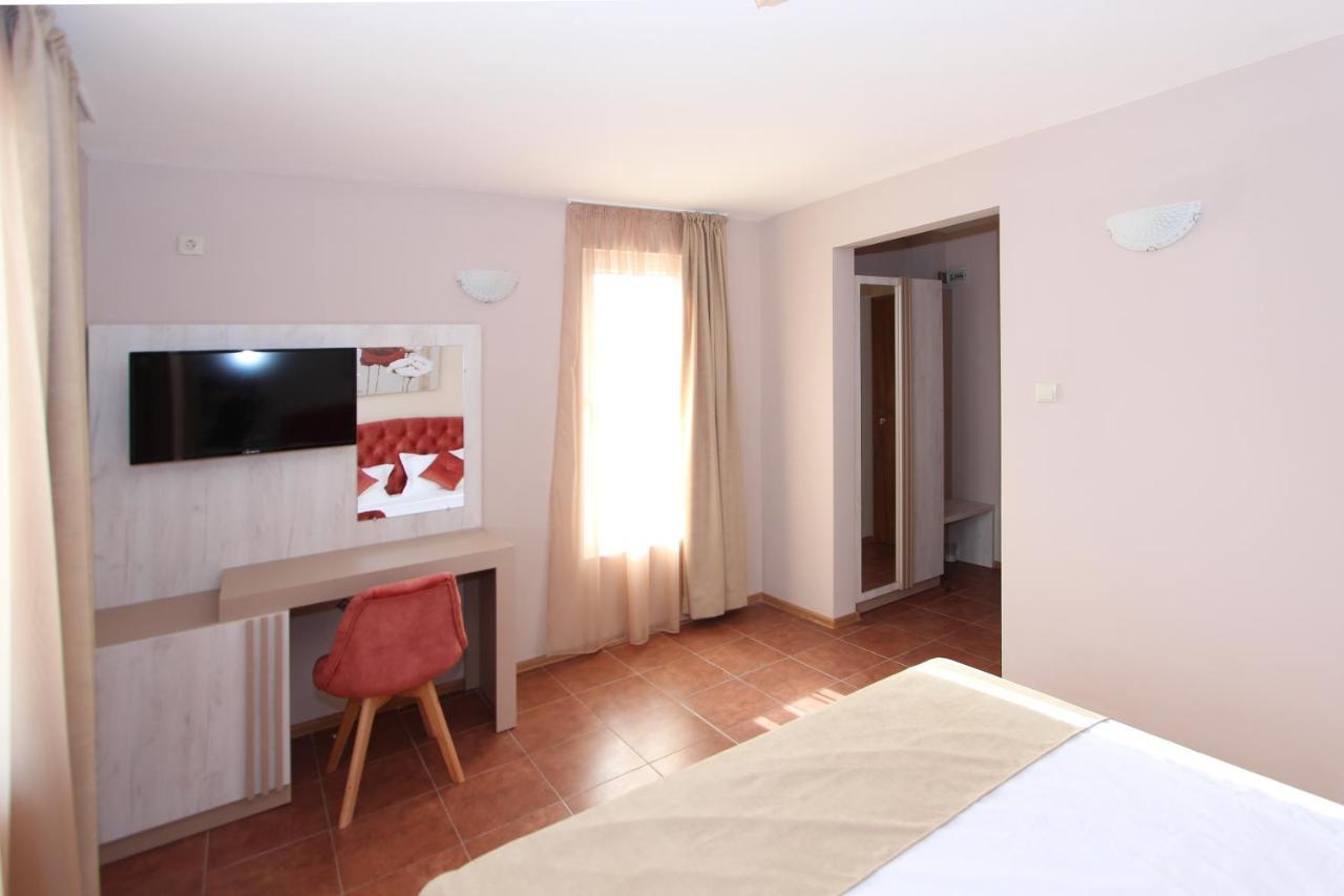 Hotel Perla Beach โซโซโปล ภายนอก รูปภาพ